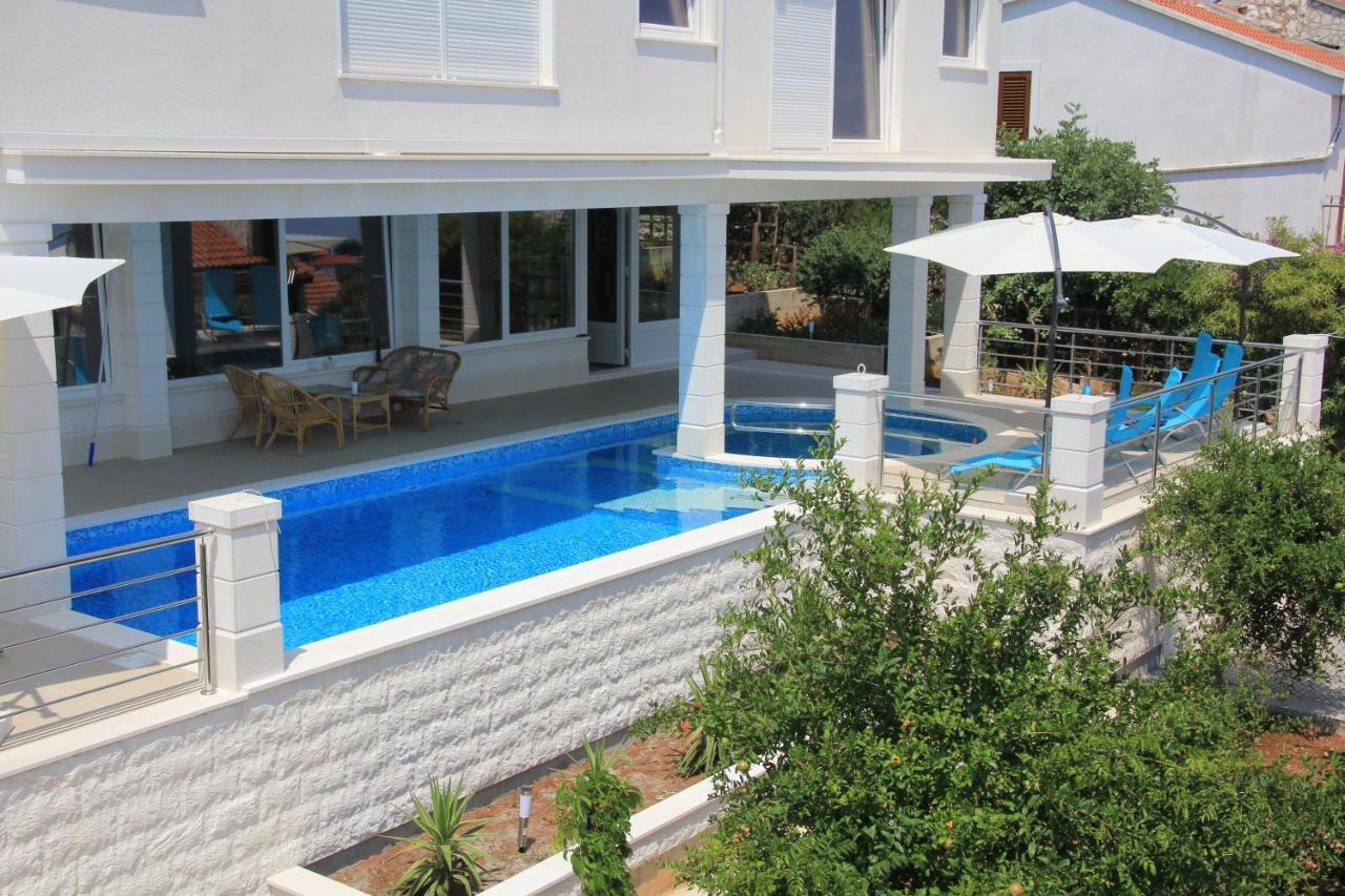 Apartmani Marelic - Sun Beach Zavalatica Eksteriør bilde