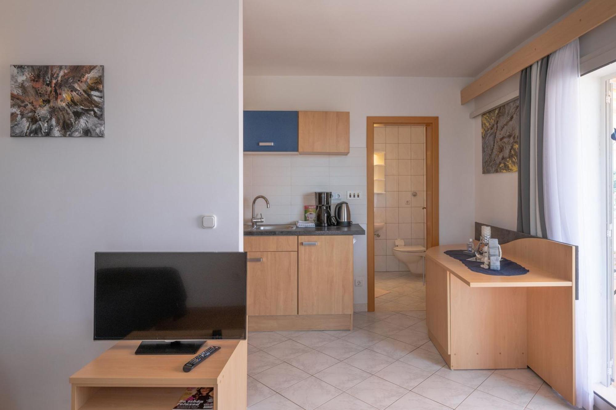 Apartmani Marelic - Sun Beach Zavalatica Eksteriør bilde