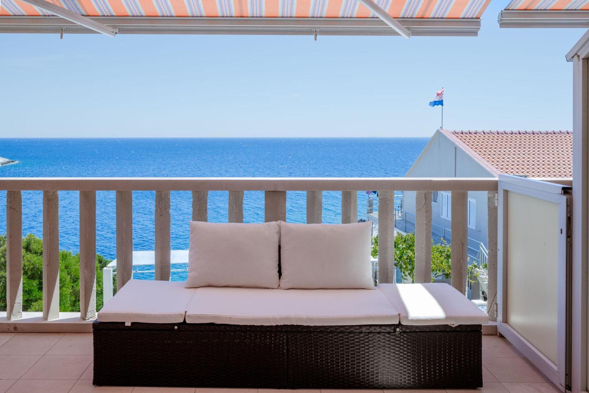 Apartmani Marelic - Sun Beach Zavalatica Eksteriør bilde