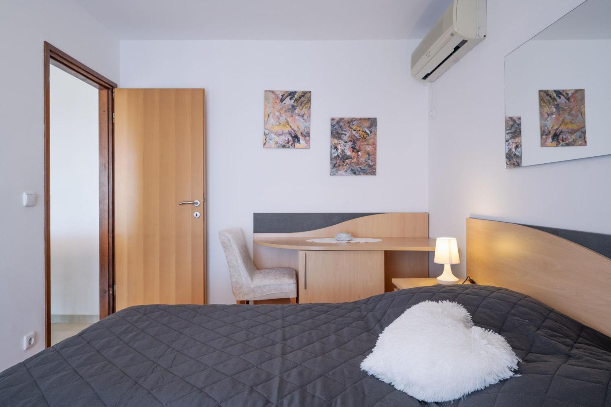 Apartmani Marelic - Sun Beach Zavalatica Eksteriør bilde