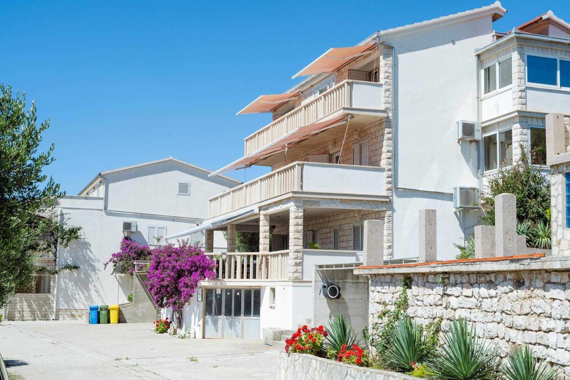 Apartmani Marelic - Sun Beach Zavalatica Eksteriør bilde